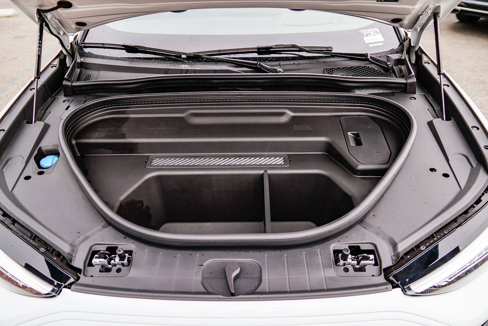 Certified 2025 Audi Q6 e-tron Premium Plus w/ Premium Plus image 32