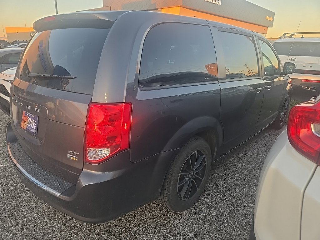 Used 2018 Dodge Grand Caravan GT FWD image 5