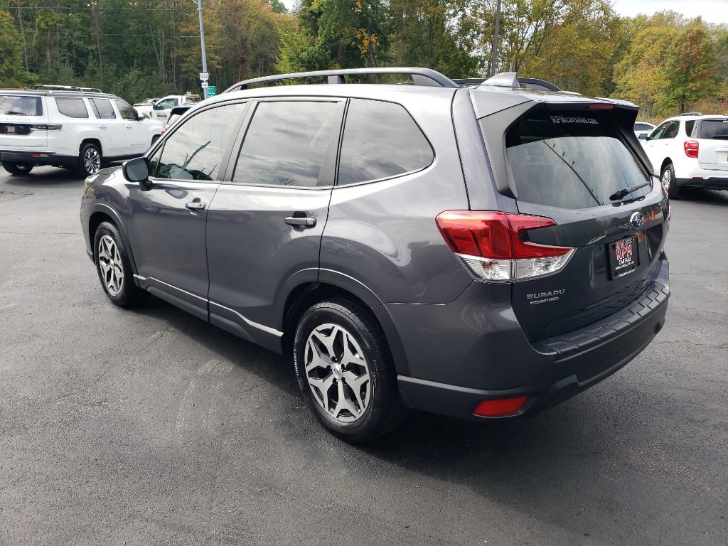 Used 2021 Subaru Forester Premium AWD/4WD image 8