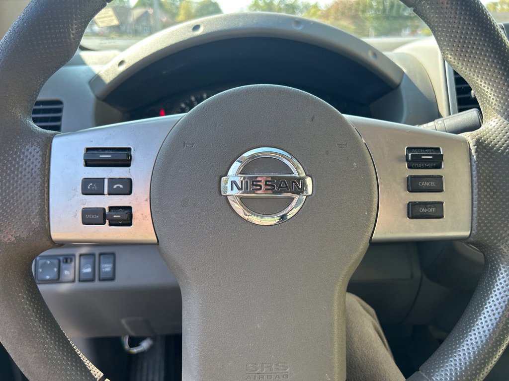 Used 2021 Nissan Frontier SV w/ Midnight Edition Floor Mats image 20