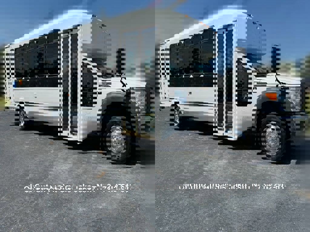 Used 2012 Ford F550 2WD Regular Cab Super Duty w/ Payload Upgrade Pkg image 68