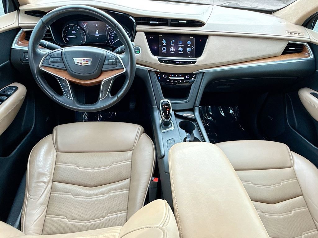 Used 2018 Cadillac XT5 Platinum AWD/4WD image 15