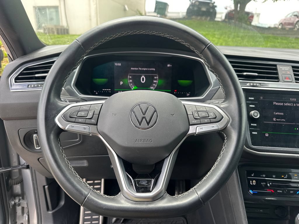Used 2023 Volkswagen Tiguan SE R-Line FWD image 42