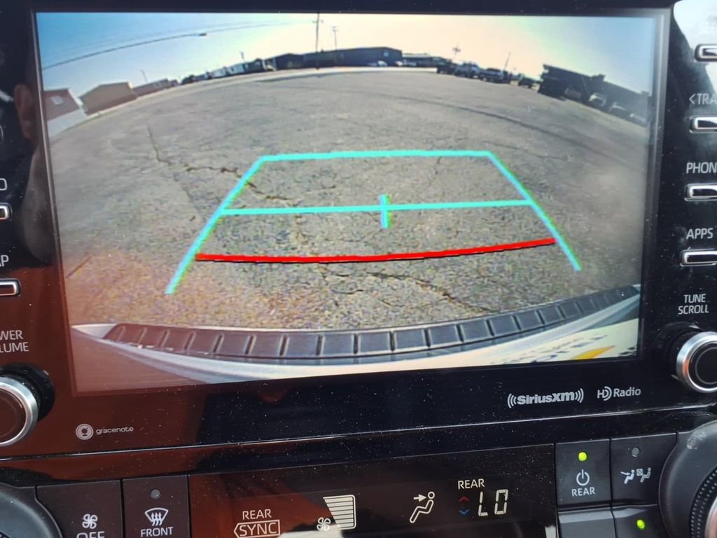 Used 2022 Toyota Highlander XSE image 29