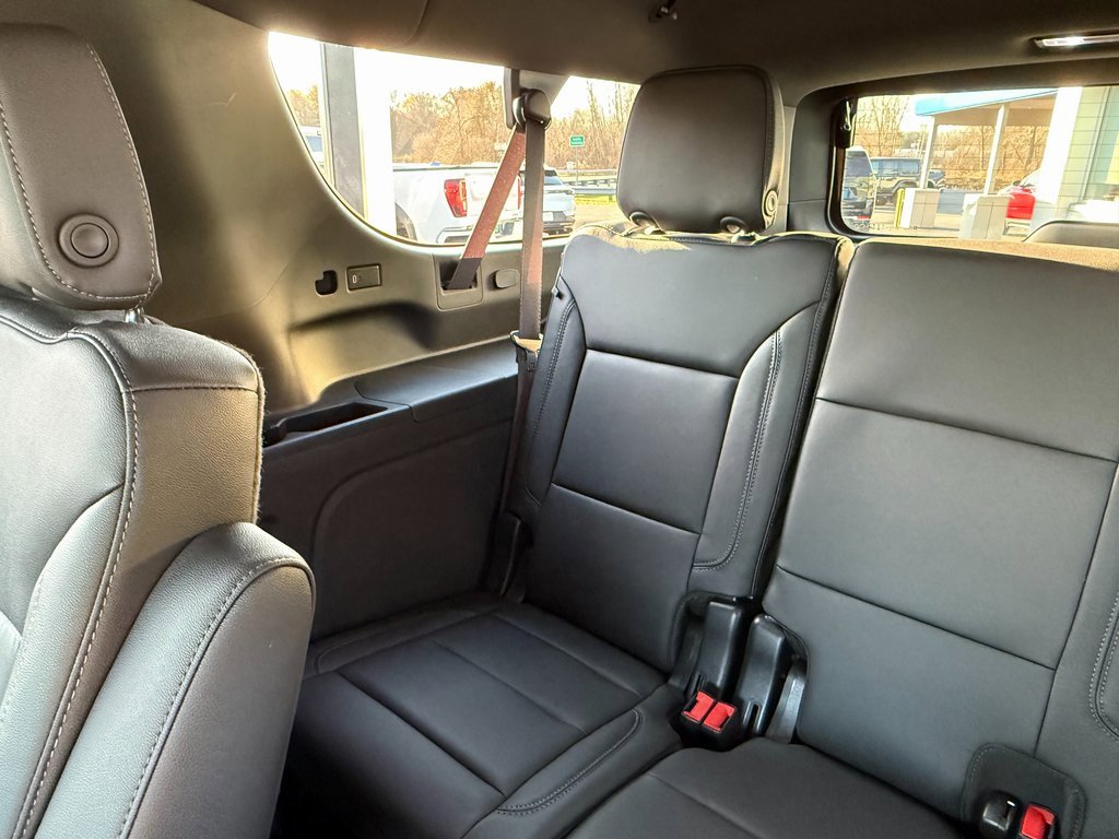 Certified 2024 Chevrolet Suburban Z71 w/ Off-Road Capability Package image 32