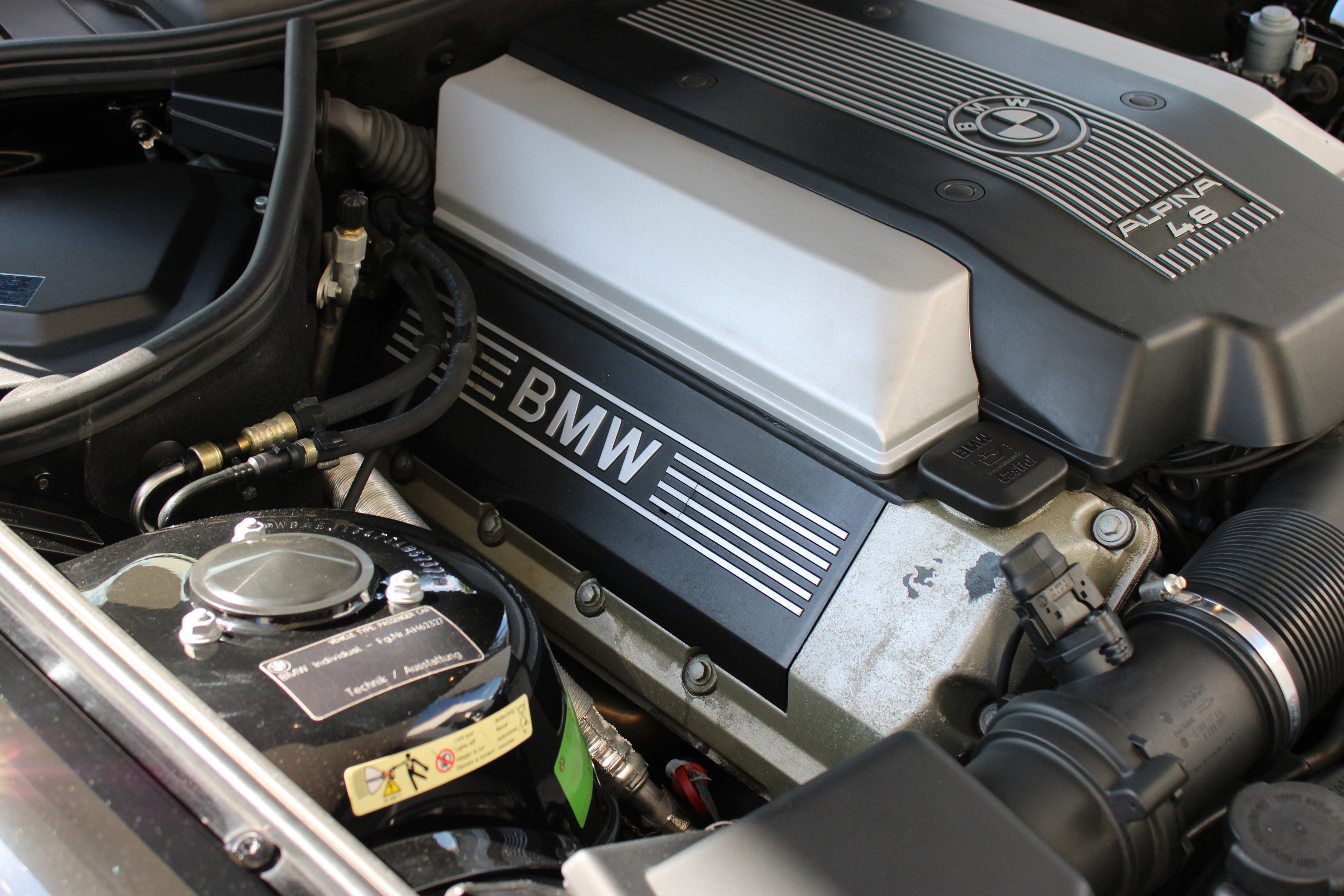 Used 2003 BMW Z8 image 49