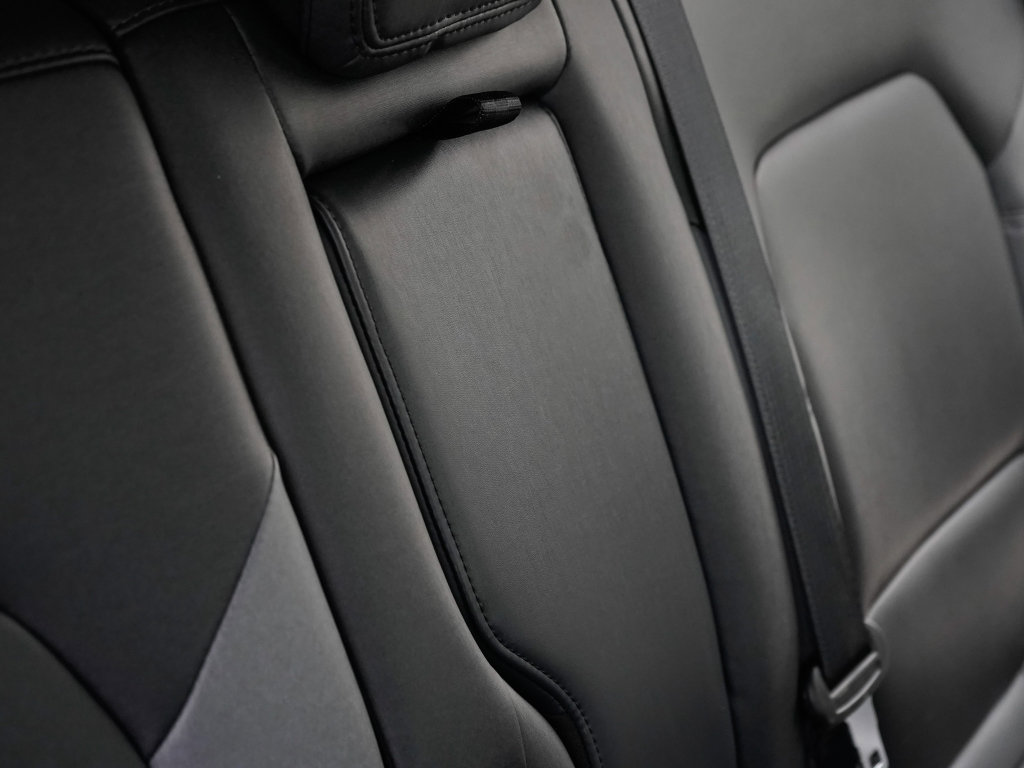 Used 2024 Ford Bronco Black Diamond image 26