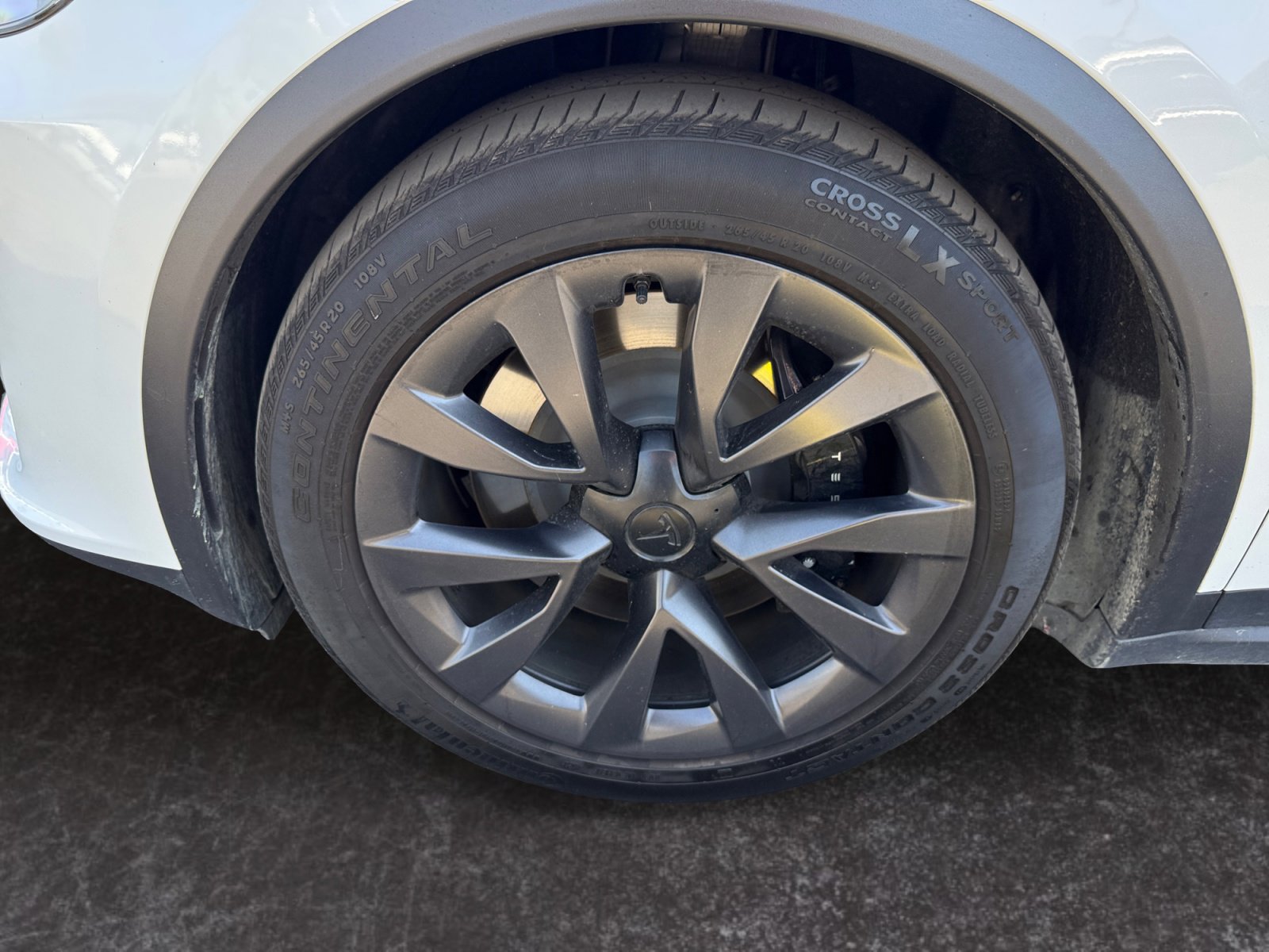 Used 2024 Tesla Model X AWD/4WD image 14