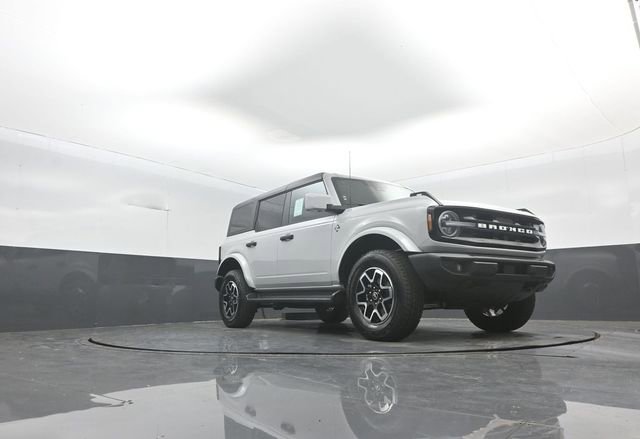 New 2026 Ford Bronco Outer Banks image 31