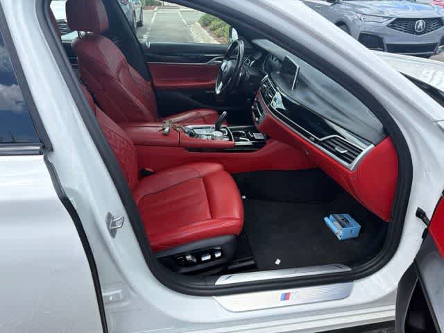 Used 2018 BMW 750i RWD image 32