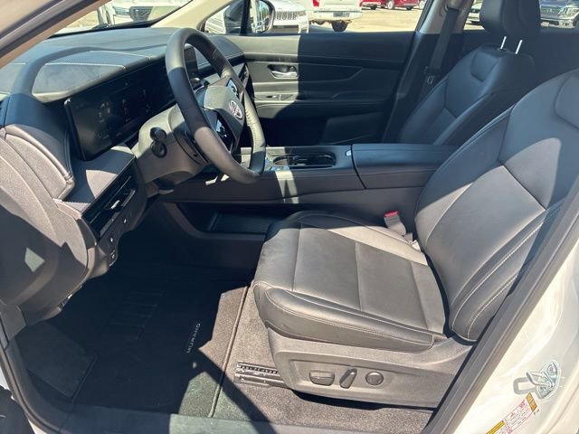 Used 2025 Nissan Murano SV FWD image 17