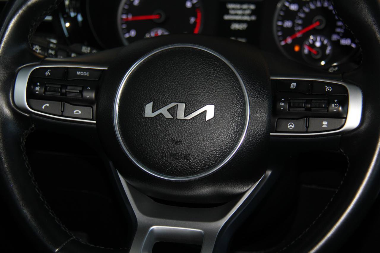 Used 2024 Kia K5 GT-Line w/ GT-Line Premium Package FWD image 12