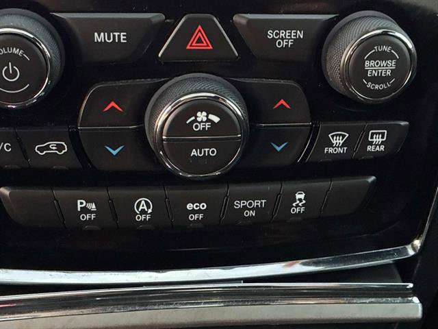 Certified 2020 Jeep Grand Cherokee Altitude image 27