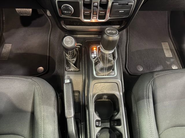 Used 2021 Jeep Wrangler Unlimited Sahara w/ Uconnect 4C Nav & Sound Group image 23