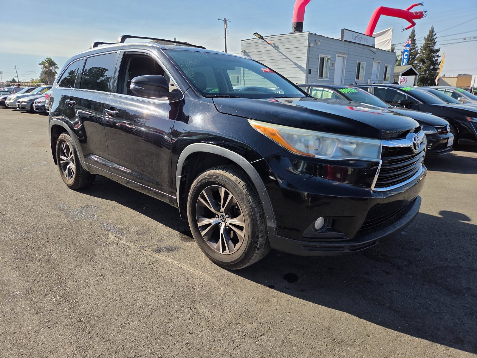 Used 2016 Toyota Highlander XLE AWD/4WD image 4