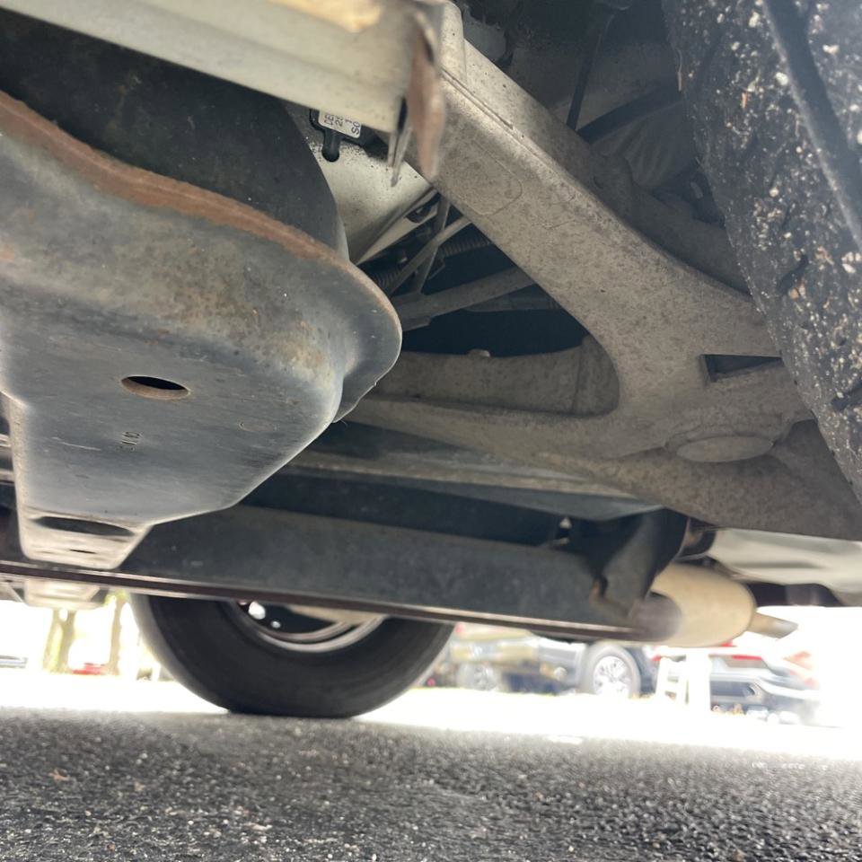 Used 2004 Buick Le Sabre Custom image 25