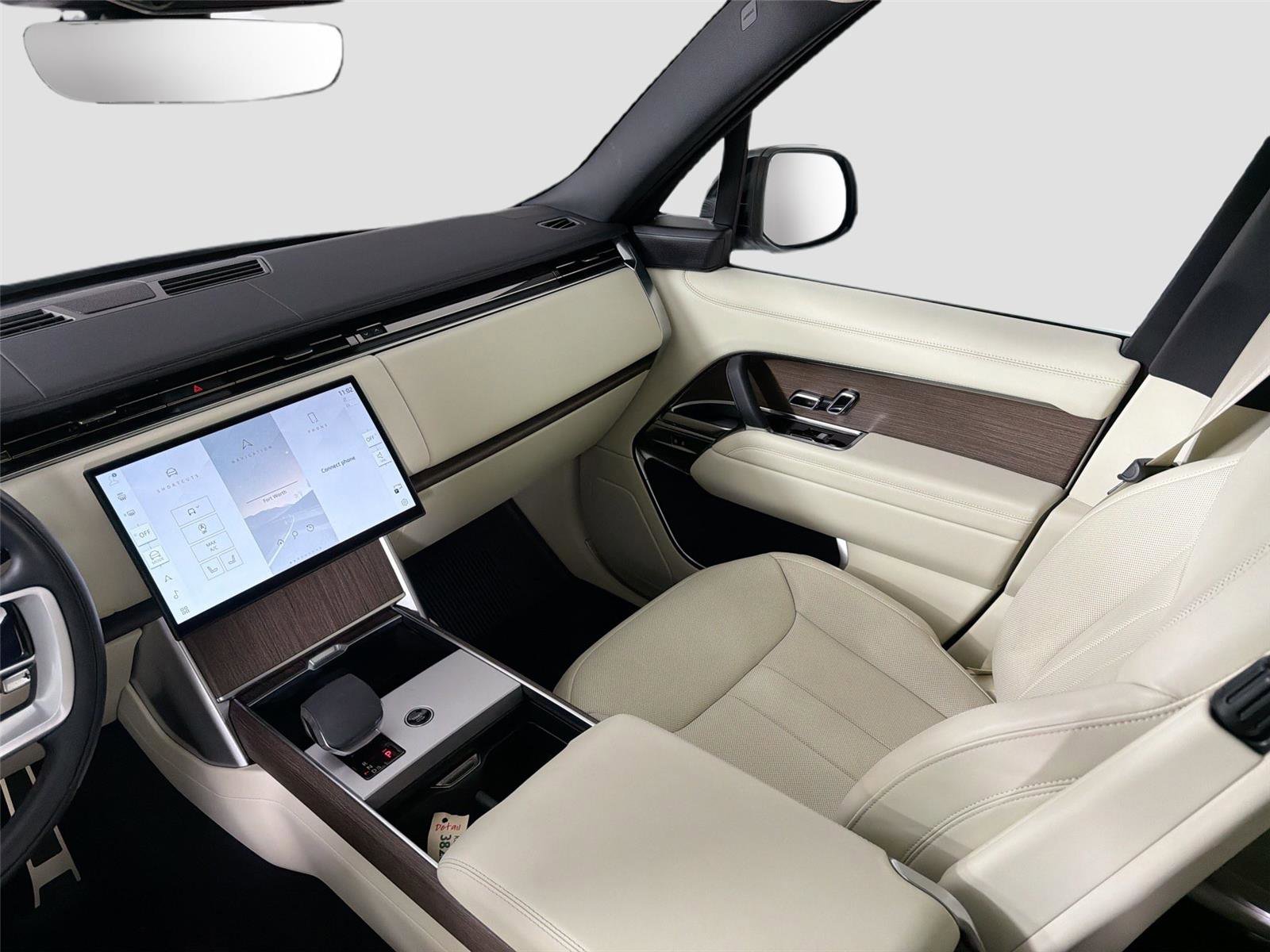 Certified 2025 Land Rover Range Rover SE AWD/4WD image 23