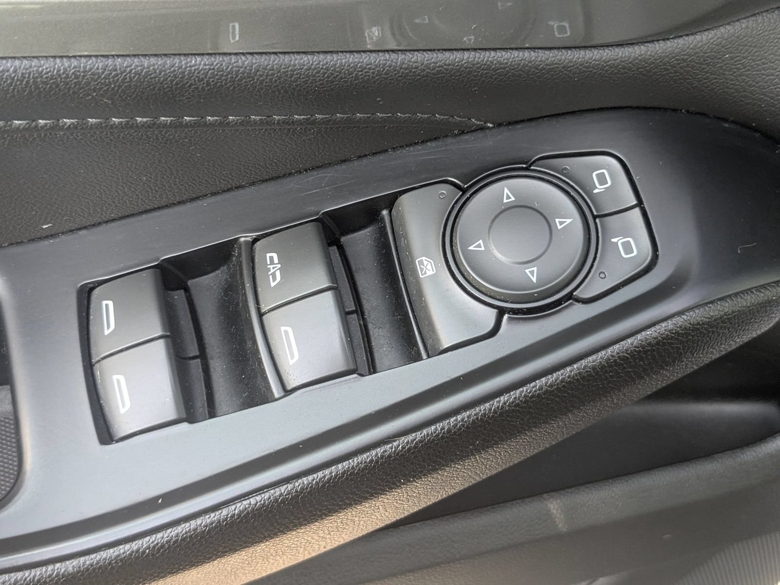 Used 2022 Chevrolet Traverse LT AWD/4WD image 12