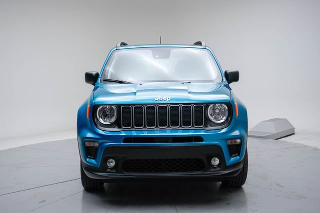 Used 2022 Jeep Renegade Latitude w/ Sun/Sound Group image 12