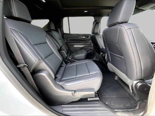 New 2027 Chevrolet Traverse LT w/ Sun and Wheel Package AWD/4WD image 26