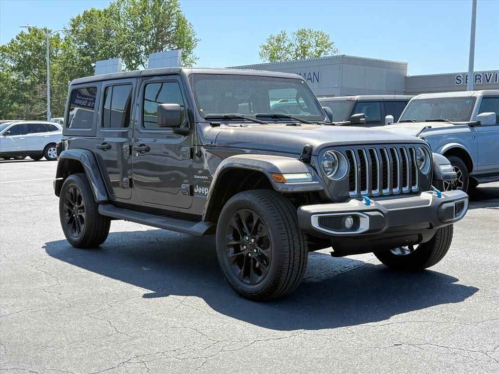 Used 2023 Jeep Wrangler Unlimited Sahara w/ Cold Weather Group image 2