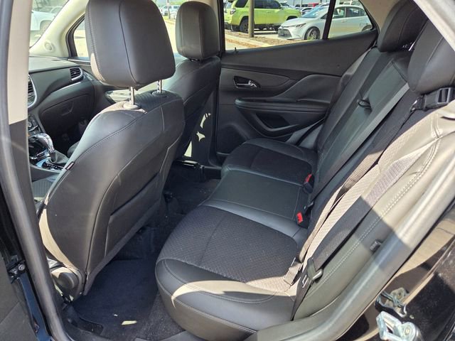 Used 2021 Buick Encore Preferred AWD/4WD image 5