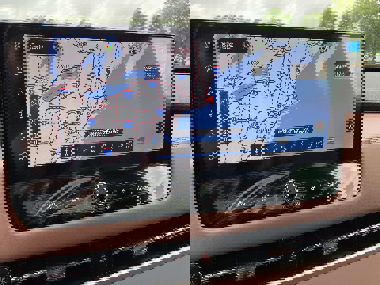 New 2025 Mitsubishi Outlander SEL image 12