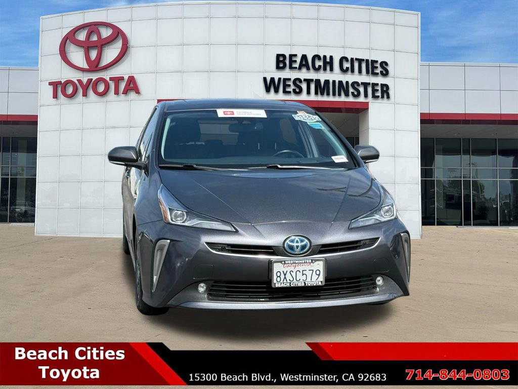Certified 2022 Toyota Prius XLE w/ Advanced Technology Package FWD image 3