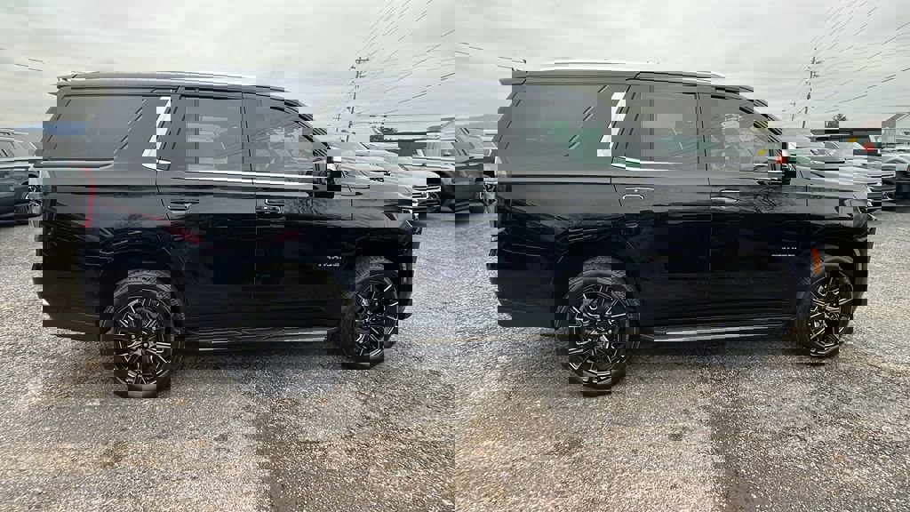 New 2026 Chevrolet Tahoe Premier w/ Sun And Tow Package image 4