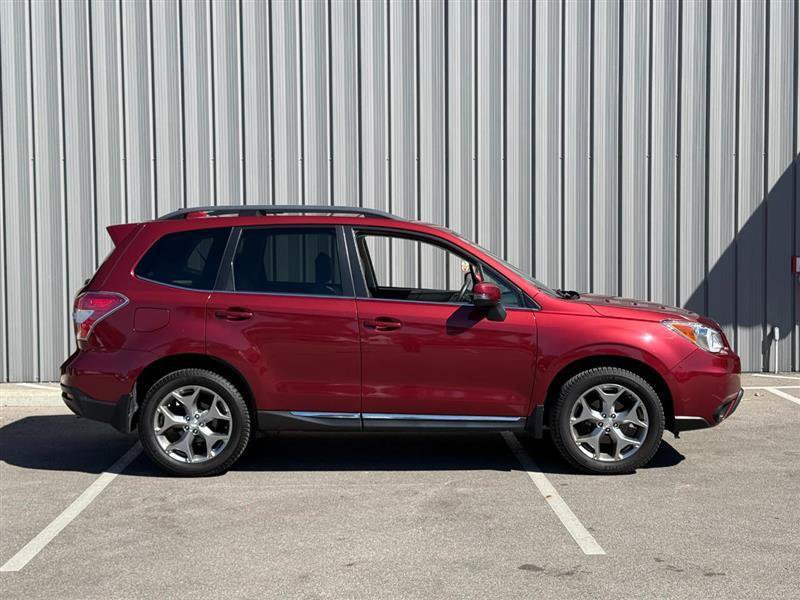 Used 2016 Subaru Forester 2.5i Touring AWD/4WD image 4