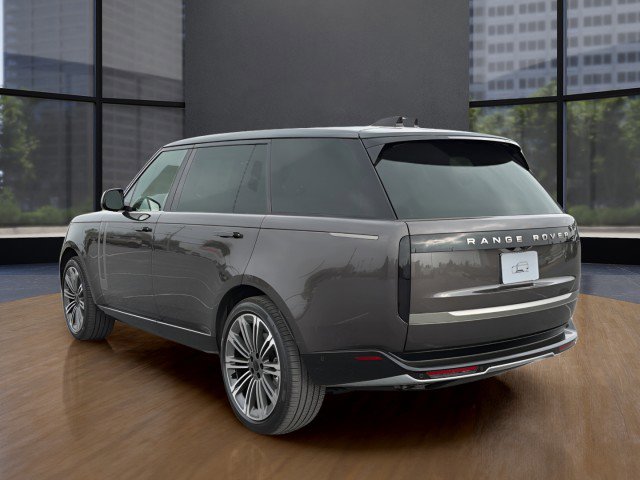 New 2026 Land Rover Range Rover Long Wheelbase SE image 15
