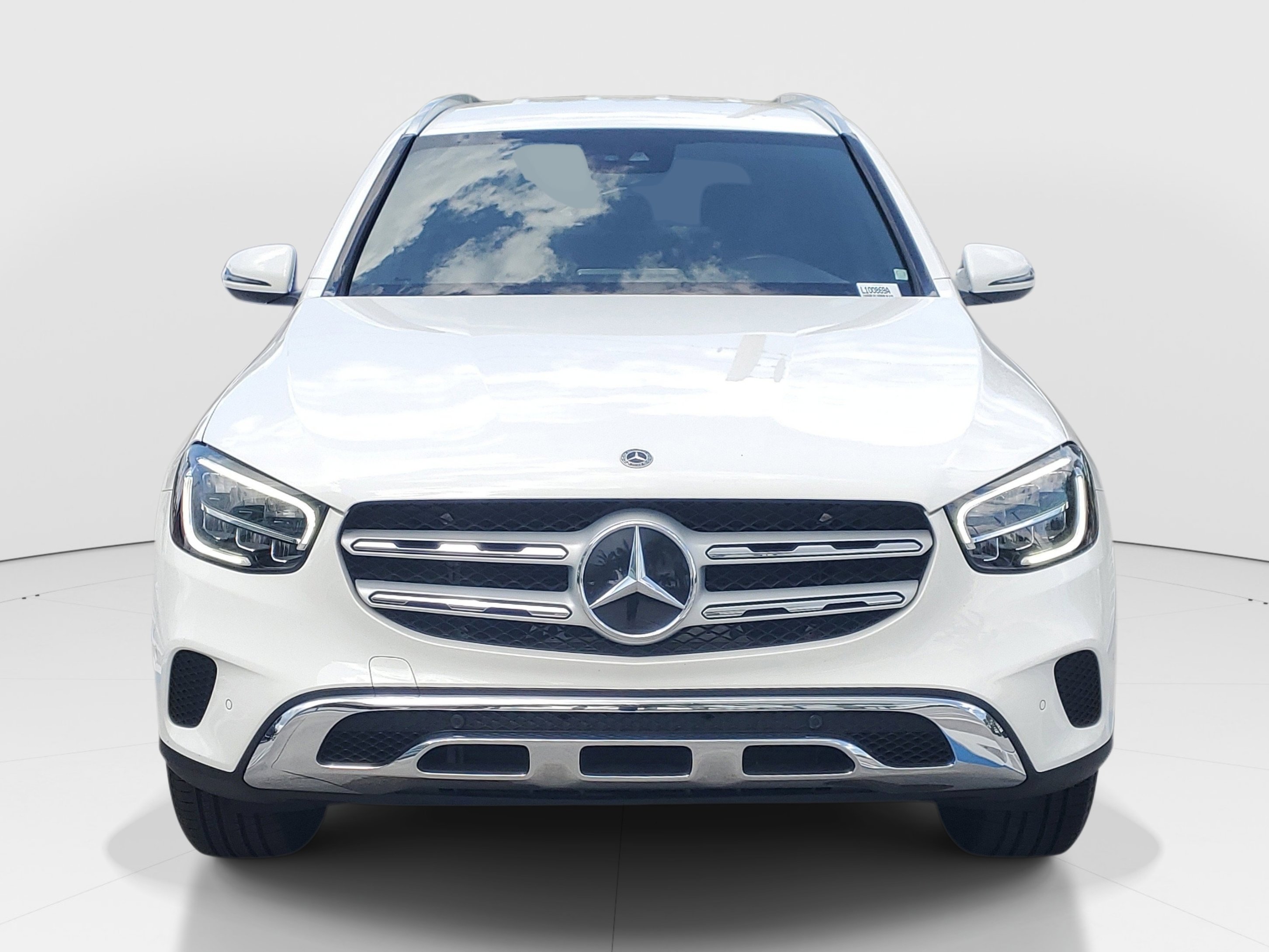 Used 2022 Mercedes-Benz GLC 300 image 3