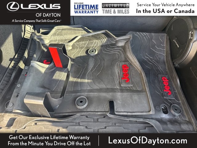 Used 2021 Jeep Wrangler Unlimited Sahara image 37