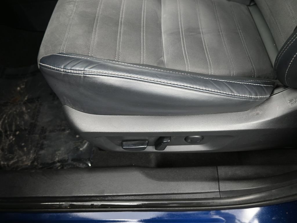 Used 2023 Mitsubishi Outlander SE image 15