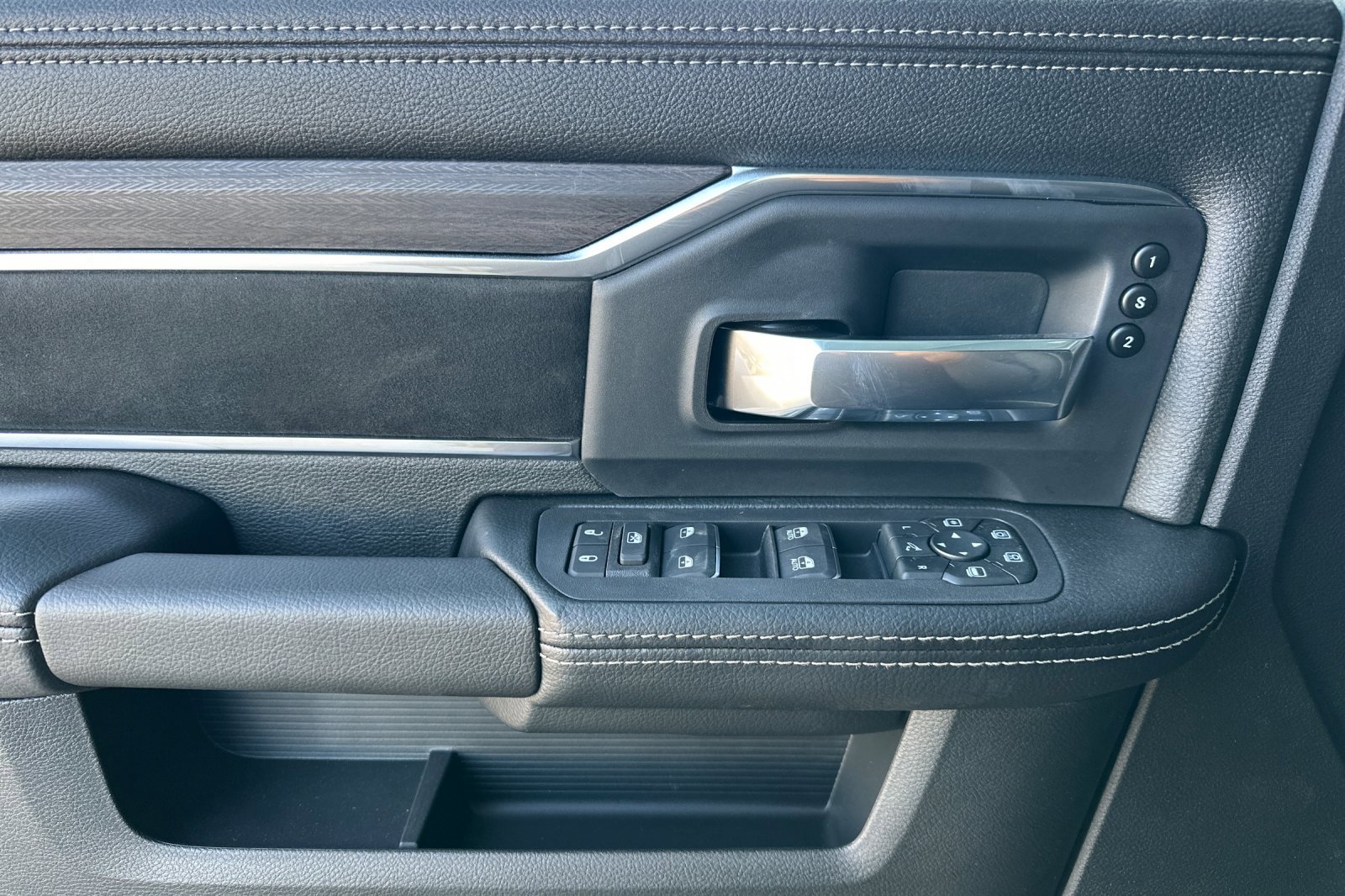 New 2026 RAM 2500 Laramie image 10