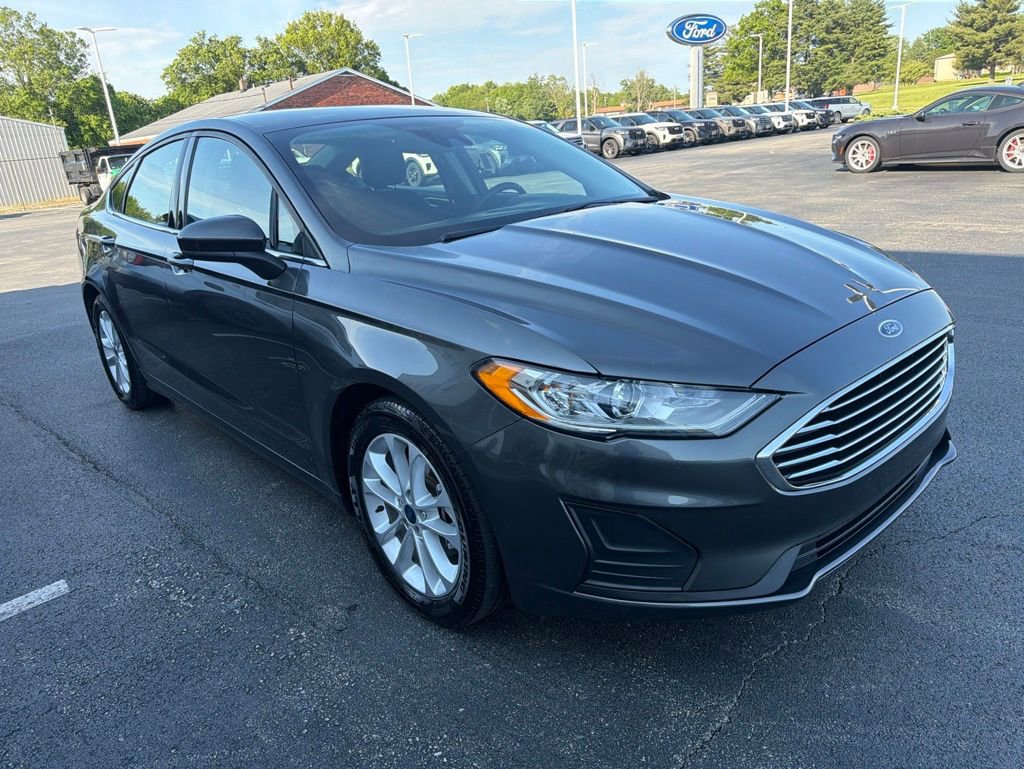 Used 2019 Ford Fusion SE FWD image 6