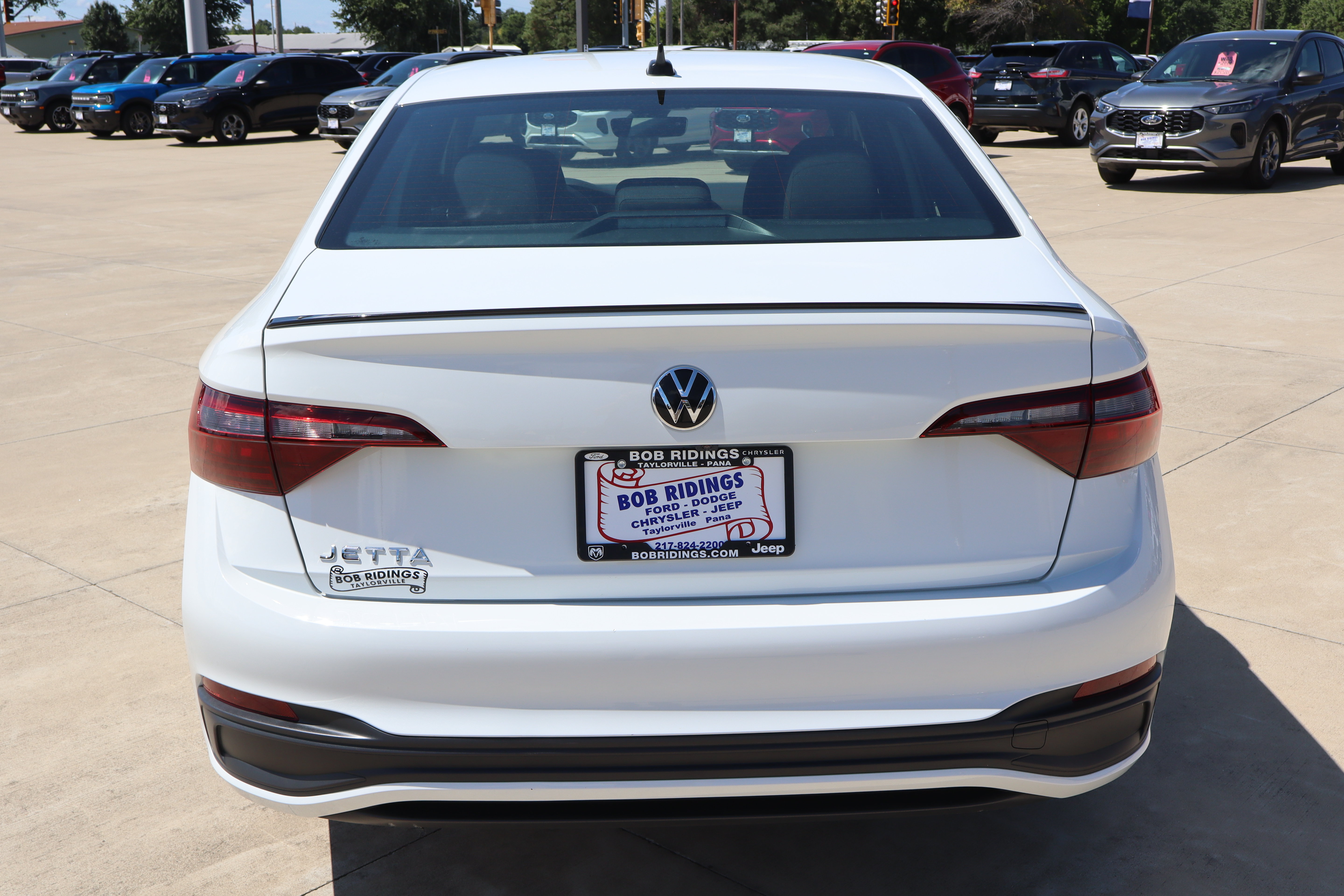 Used 2024 Volkswagen Jetta Sport FWD image 6