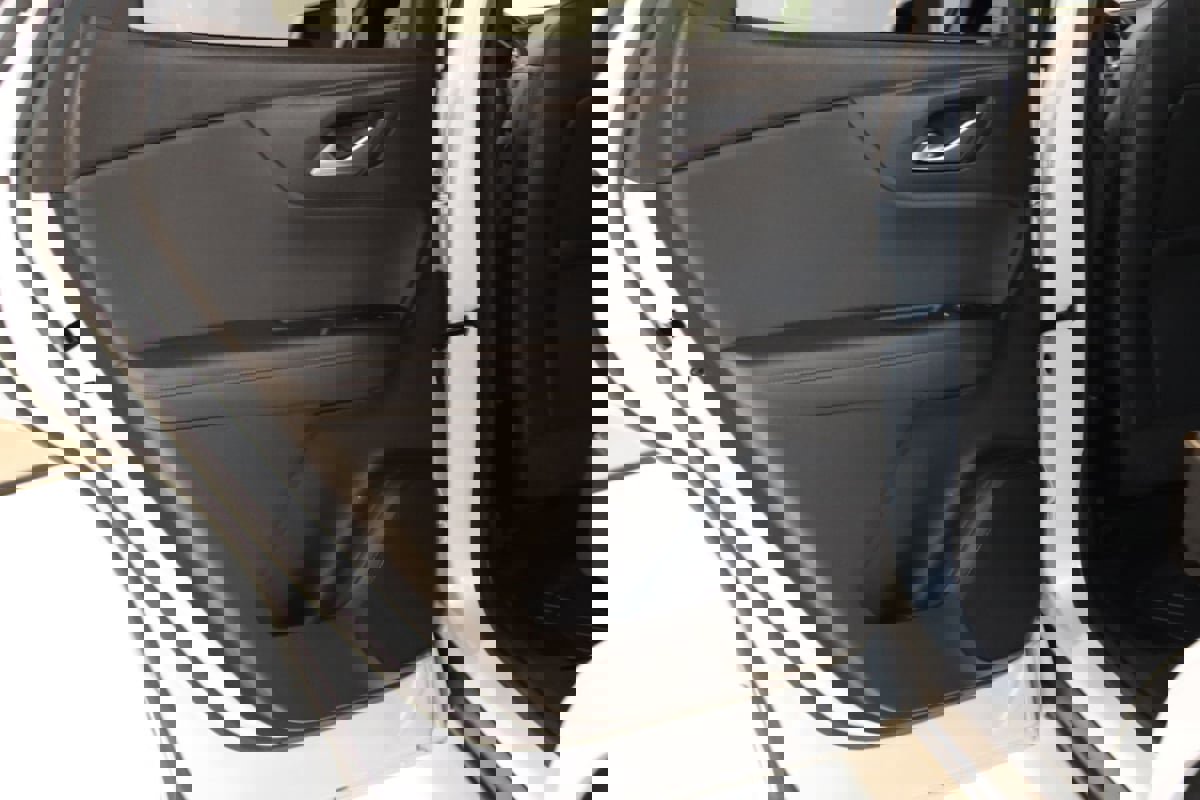 Used 2020 Chevrolet Blazer Premier w/ LPO, Floor Liner Package image 48