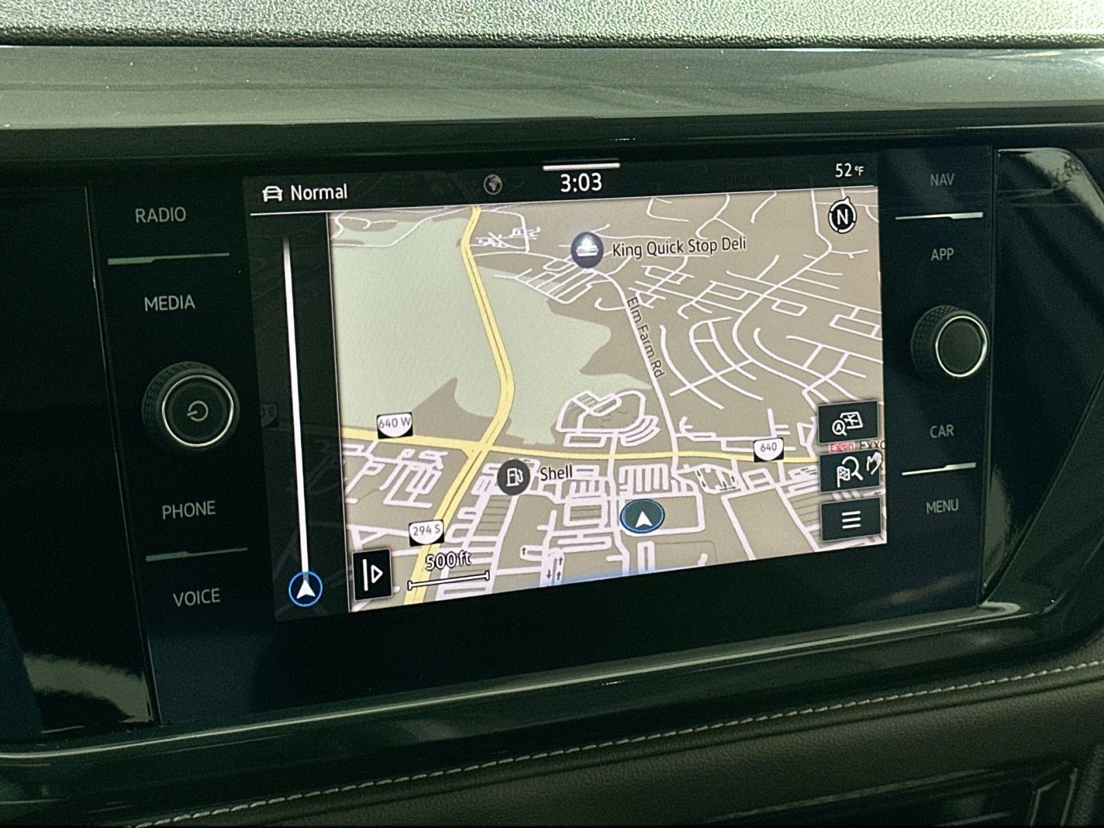 Used 2022 Volkswagen Taos SEL image 26