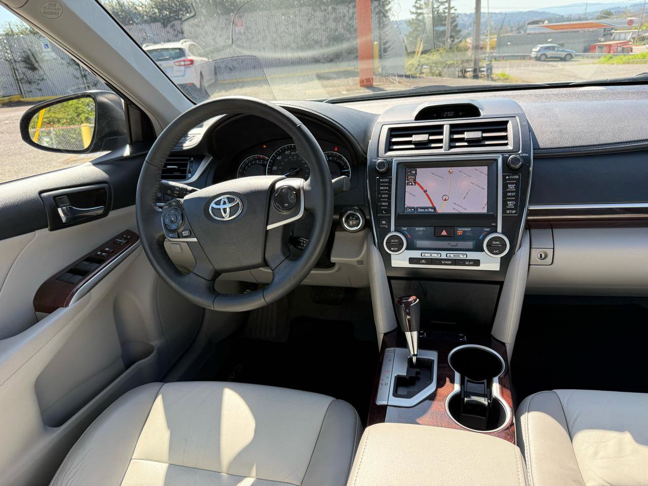 Used 2012 Toyota Camry XLE image 23