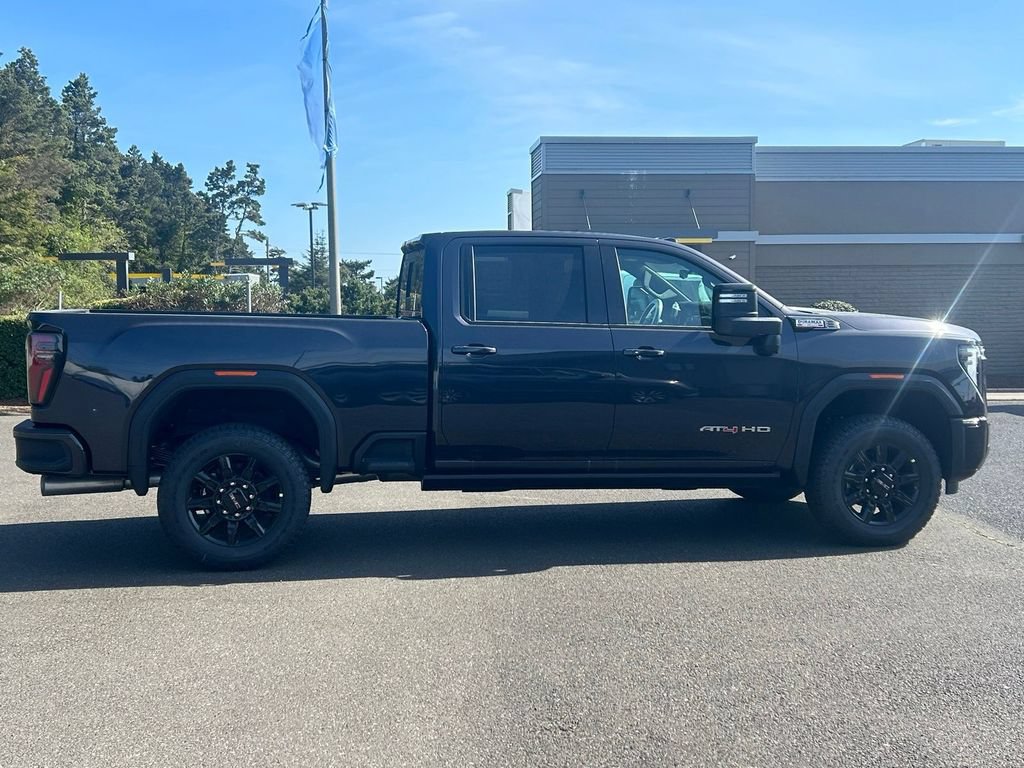 New 2026 GMC Sierra 2500 AT4 w/ AT4 Premium Plus Package AWD/4WD image 4