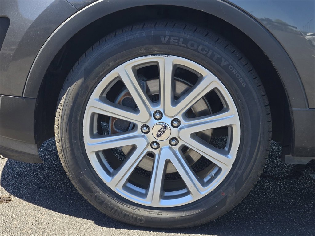 Used 2016 Ford Explorer Limited image 14