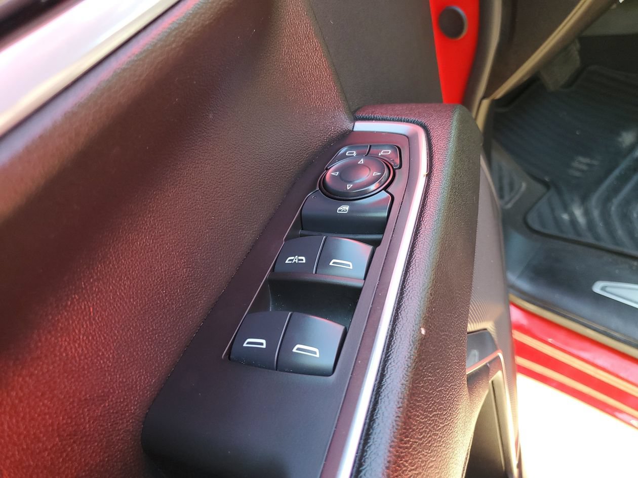 Used 2025 Chevrolet Silverado 1500 LT RWD image 18