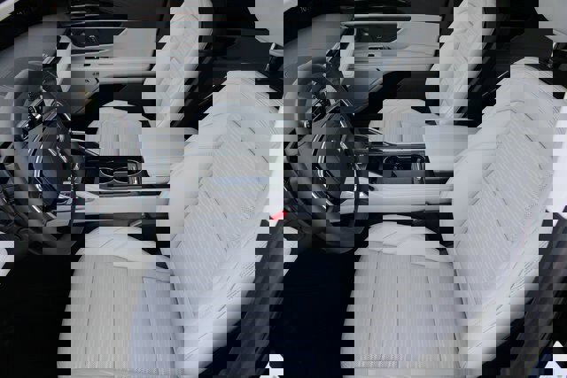 New 2026 Lincoln Nautilus Reserve w/ Jet Appearance Package image 39