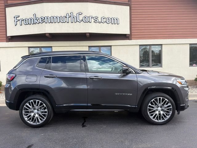 Used 2023 Jeep Compass Limited w/ Elite Group AWD/4WD image 7