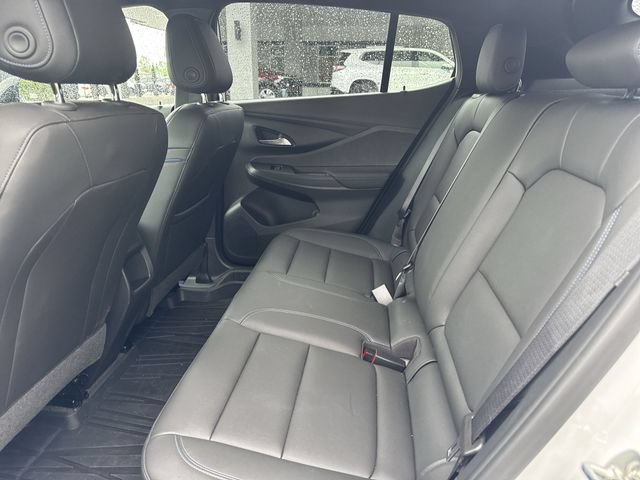 Used 2024 Buick Envista Sport Touring w/ Convenience I Package FWD image 23