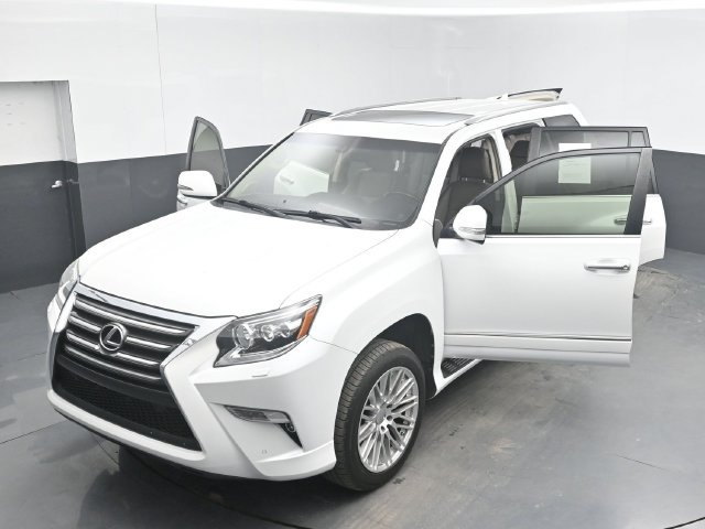 Used 2018 Lexus GX 460 Luxury w/ Preferred Accessory Package AWD/4WD image 55