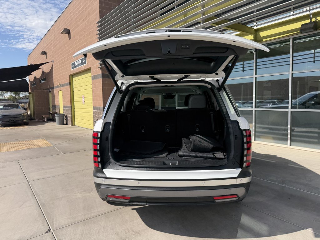Used 2026 Hyundai Palisade SEL FWD image 37
