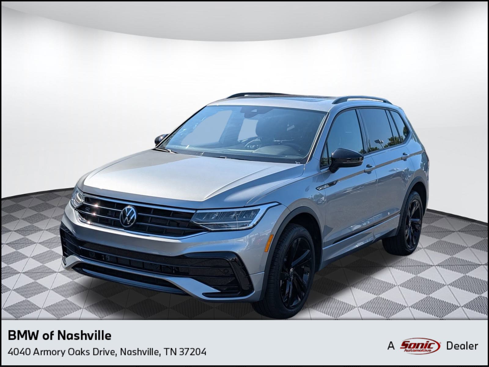 Used 2024 Volkswagen Tiguan SE R-Line
