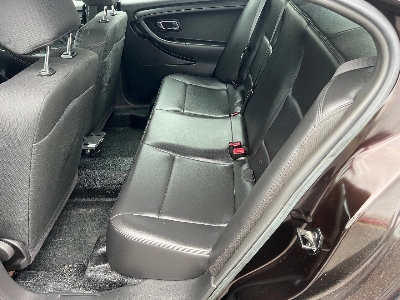 Used 2017 Ford Taurus Police Interceptor AWD image 22